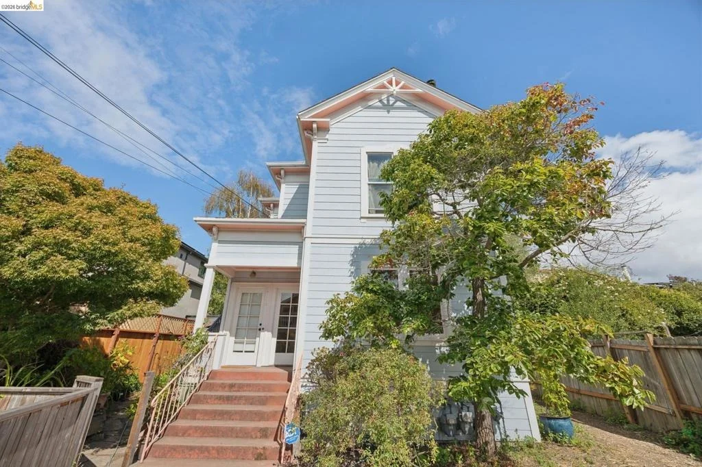Photo of Unit A at 1711 Milvia
