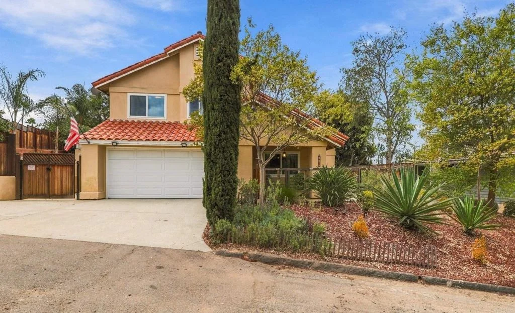 Photo of 809 Sol Vista
