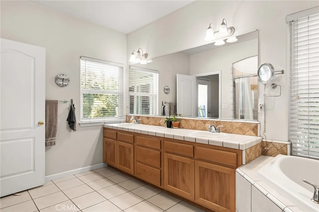 Photo of 15 Marlin Court