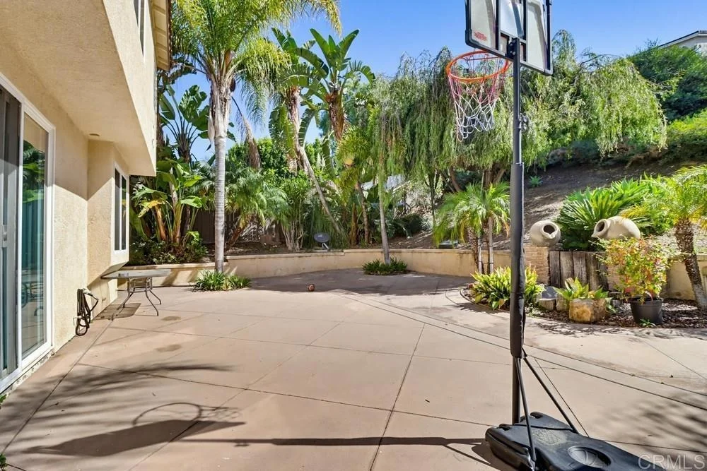 Photo of 449 Avenida Antonio