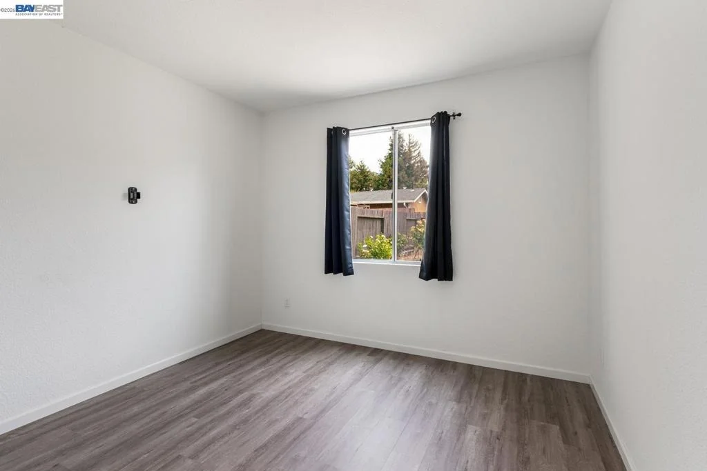 Photo of 632 Skimmer Dr