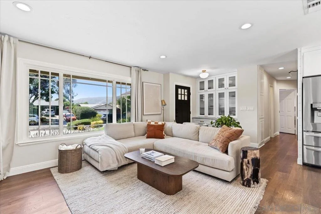 Photo of 12243 Buckskin