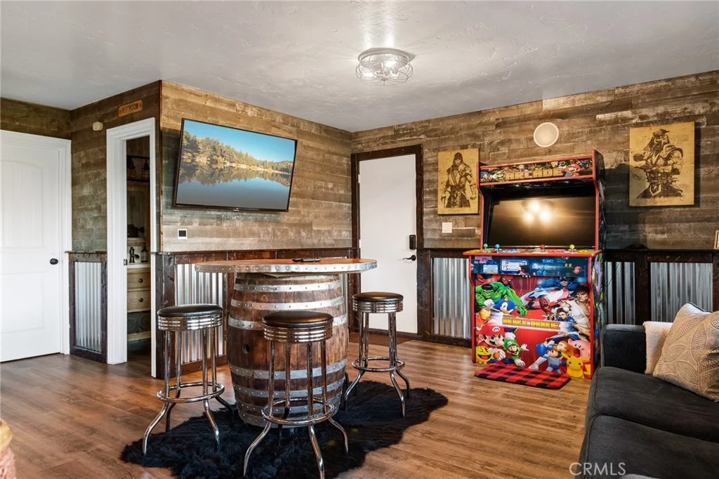 Photo of 747 Bergschrund Drive