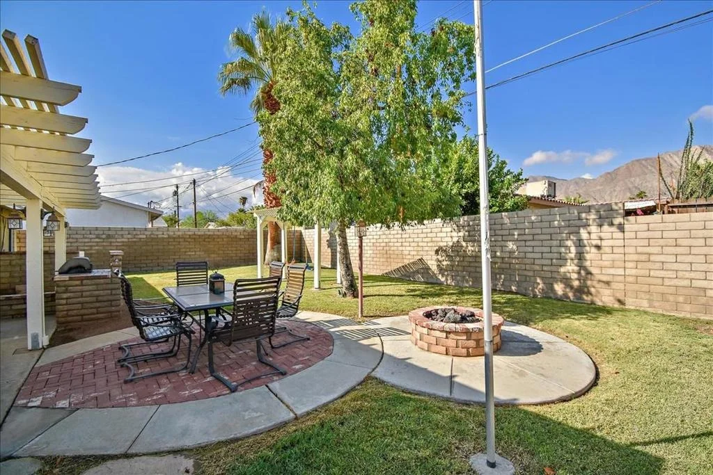 Photo of 52637 Avenida Villa