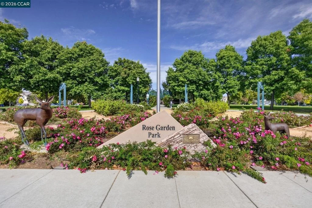 Photo of 328 Silver Bell Way