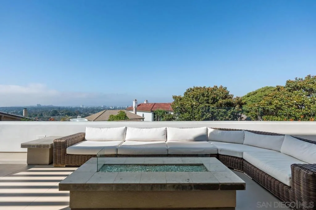 Photo of 2879 Caminito Merion