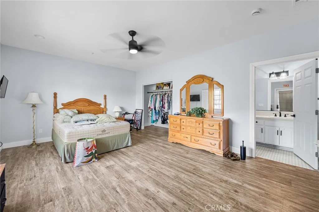 Photo of 12908 South Lane