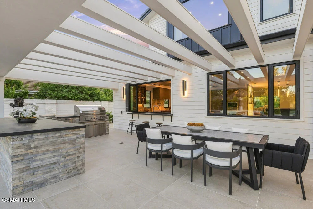 Photo of 4400 Oak Place Drive