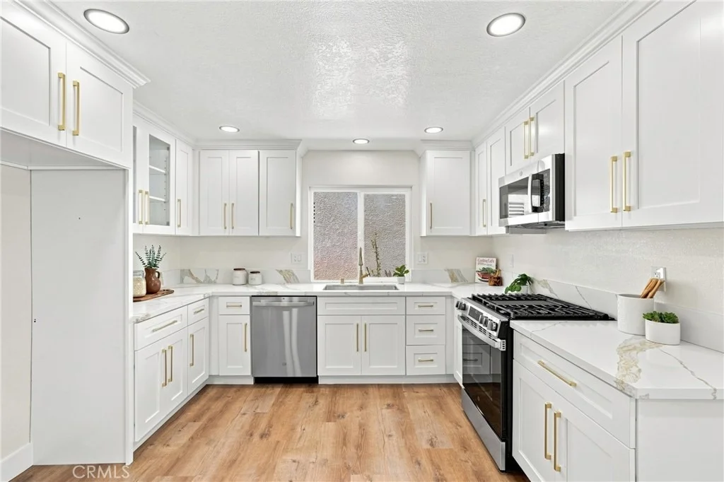 Photo of 30062 Topsail