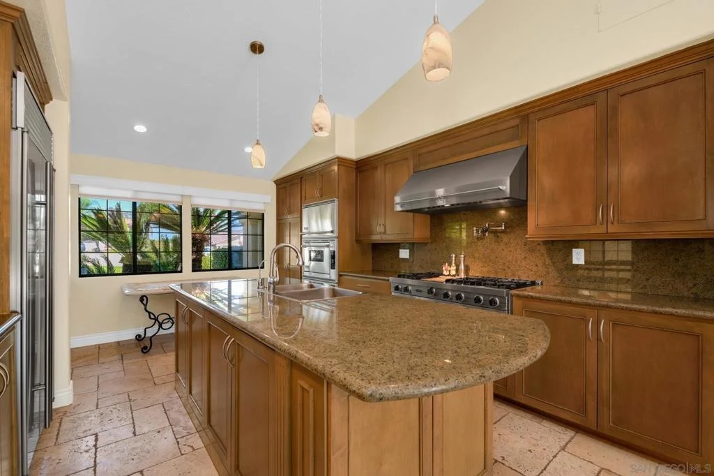 Photo of 2232 Eucalyptus
