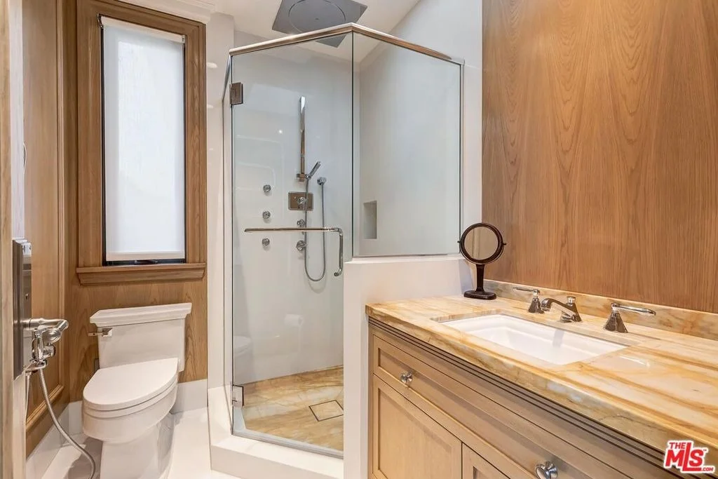Photo of 610 N Rodeo Drive