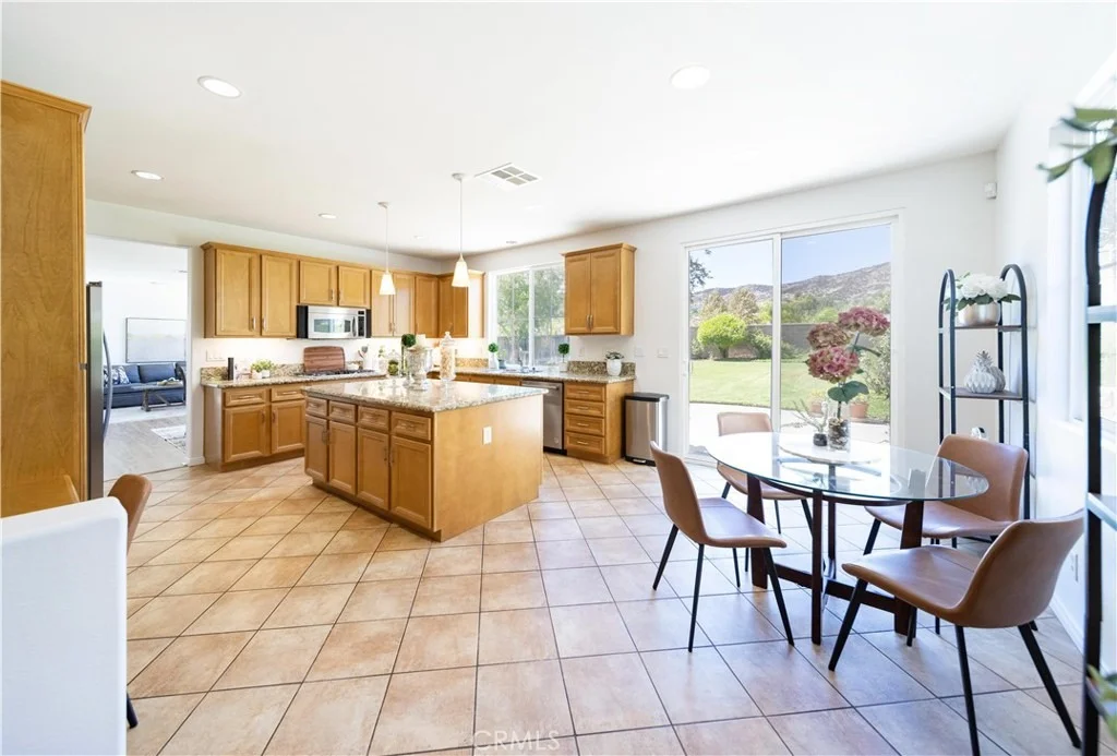 Photo of 35495 Sumac