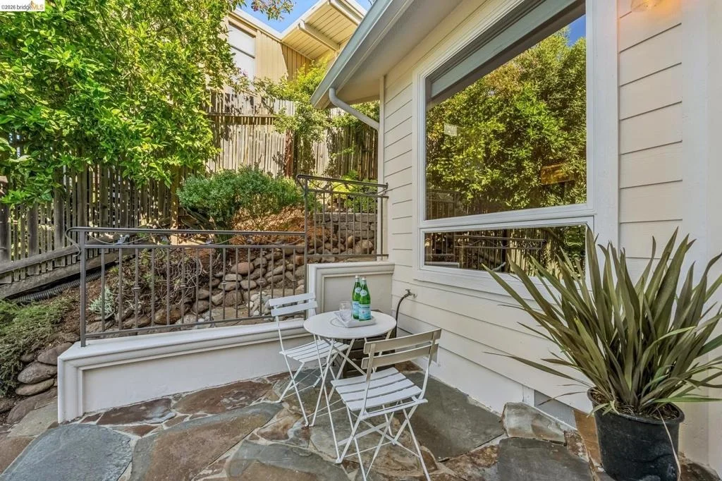 Photo of 1109 Sterling Ave