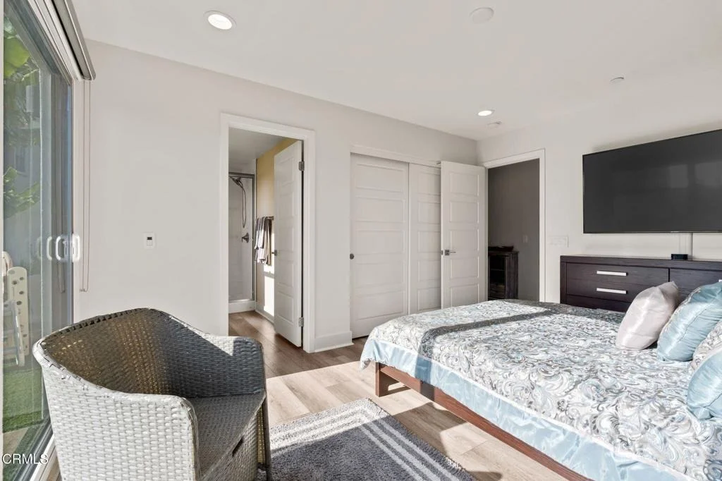 Photo of 1068 Canal Street