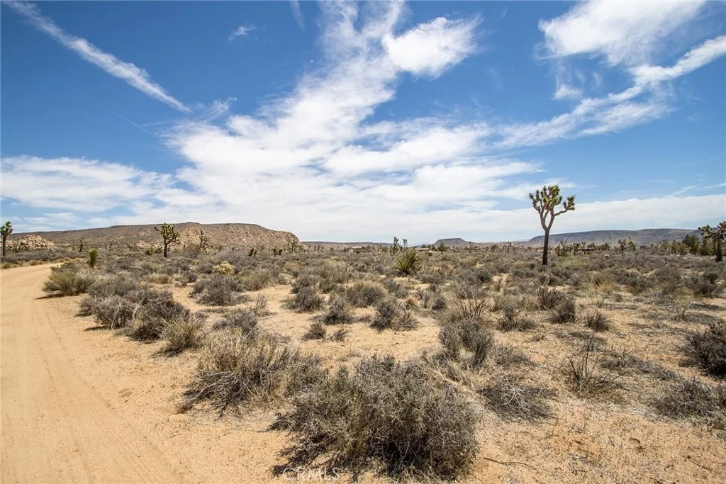 Photo of 59190 Barron Drive