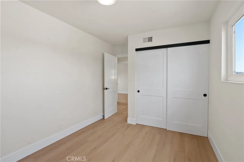 Photo of 9281 Comstock