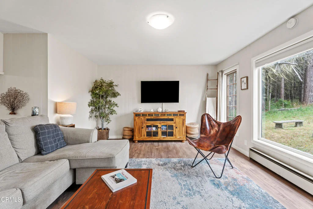 Photo of 15741 Forest View Road