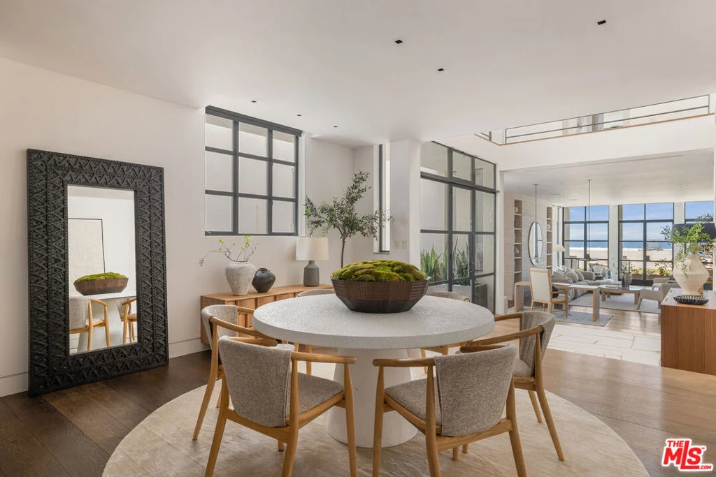 Photo of 2311 Ocean Front Walk