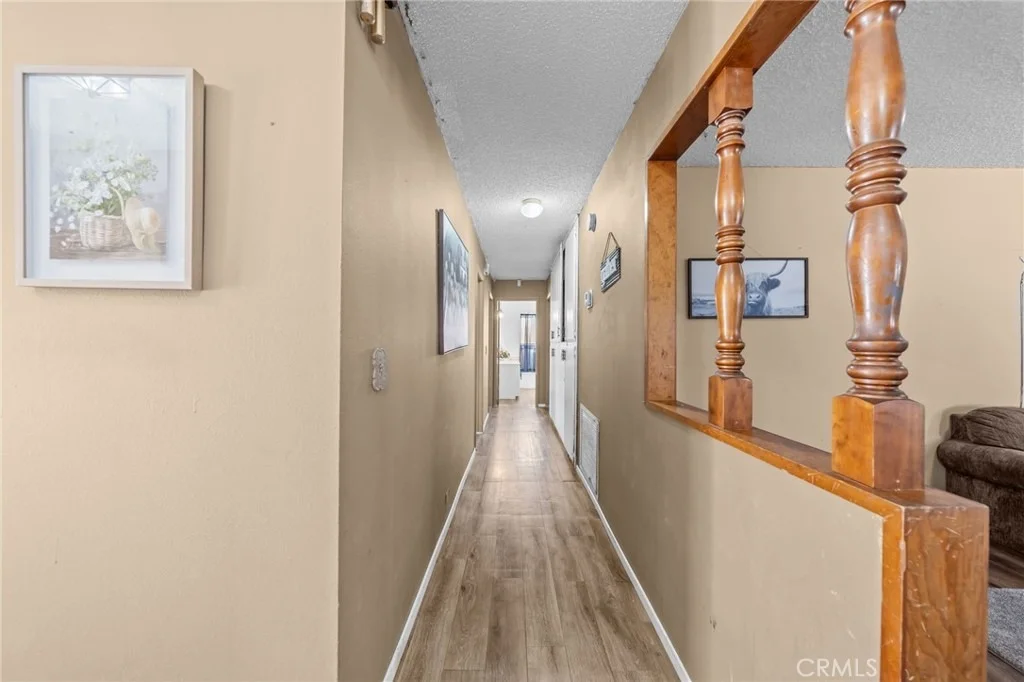 Photo of 25459 Bellview