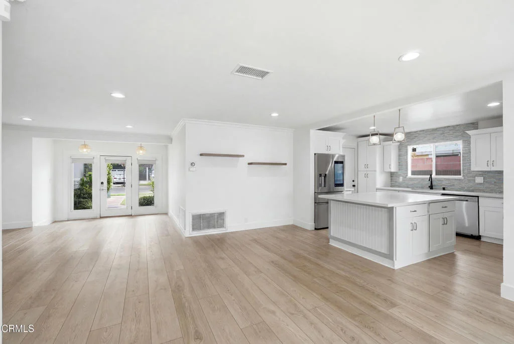 Photo of 1948 Stevely Avenue