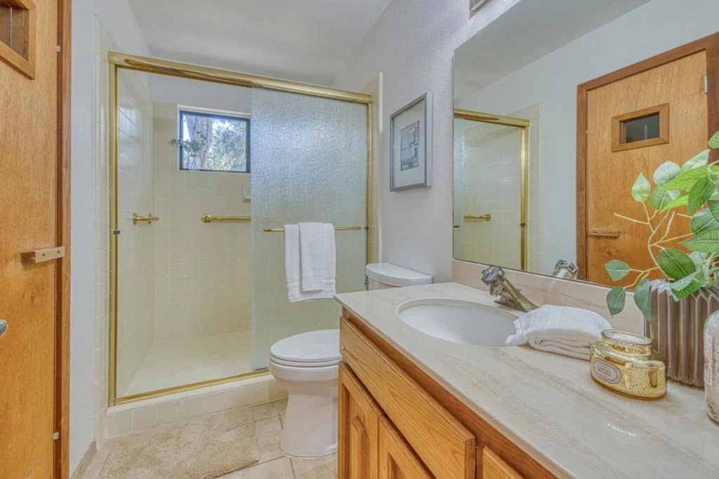 Photo of 129 Littlefield Road