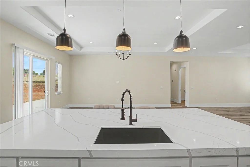 Photo of 3997 Skyview