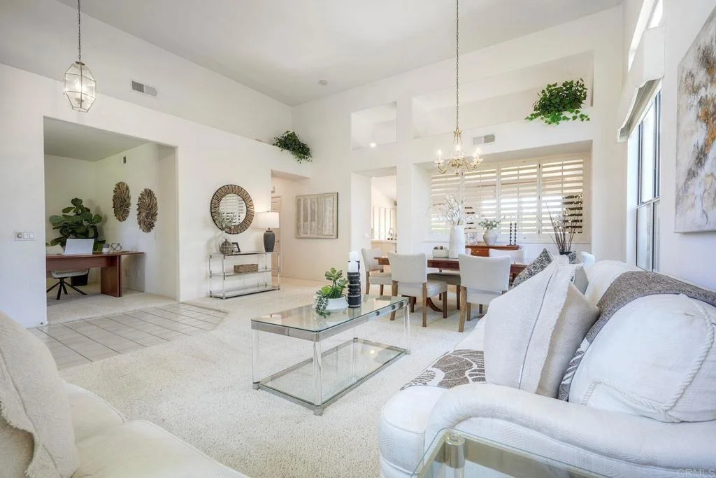 Photo of 5060 Avenida De La Plata
