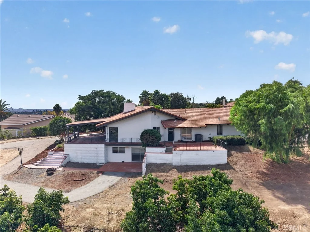Photo of 2801 E Mission Road