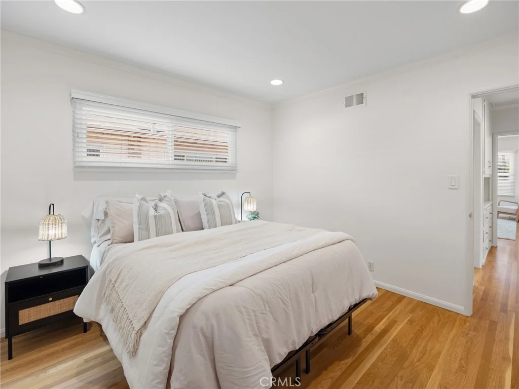 Photo of 1731 Iris Avenue