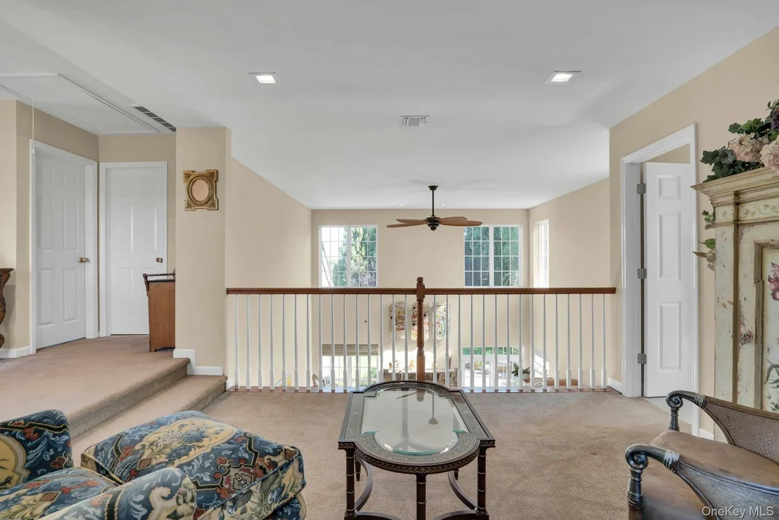 Photo of 420 Stonecrop Road