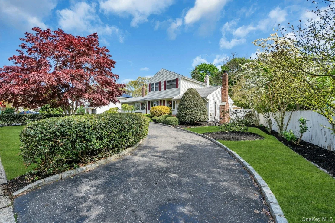 Photo of 303 Timberpoint Road