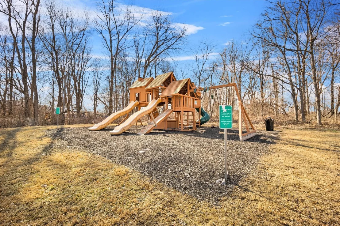 Photo of Unit B at 7 Fishkill Glen Drive