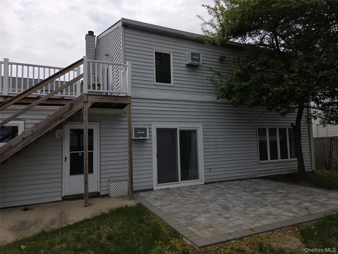 Photo of 20 Daisy Lane
