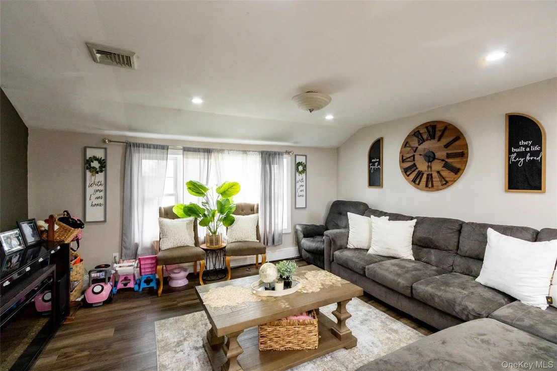 Photo of 151 Cheltenham Road