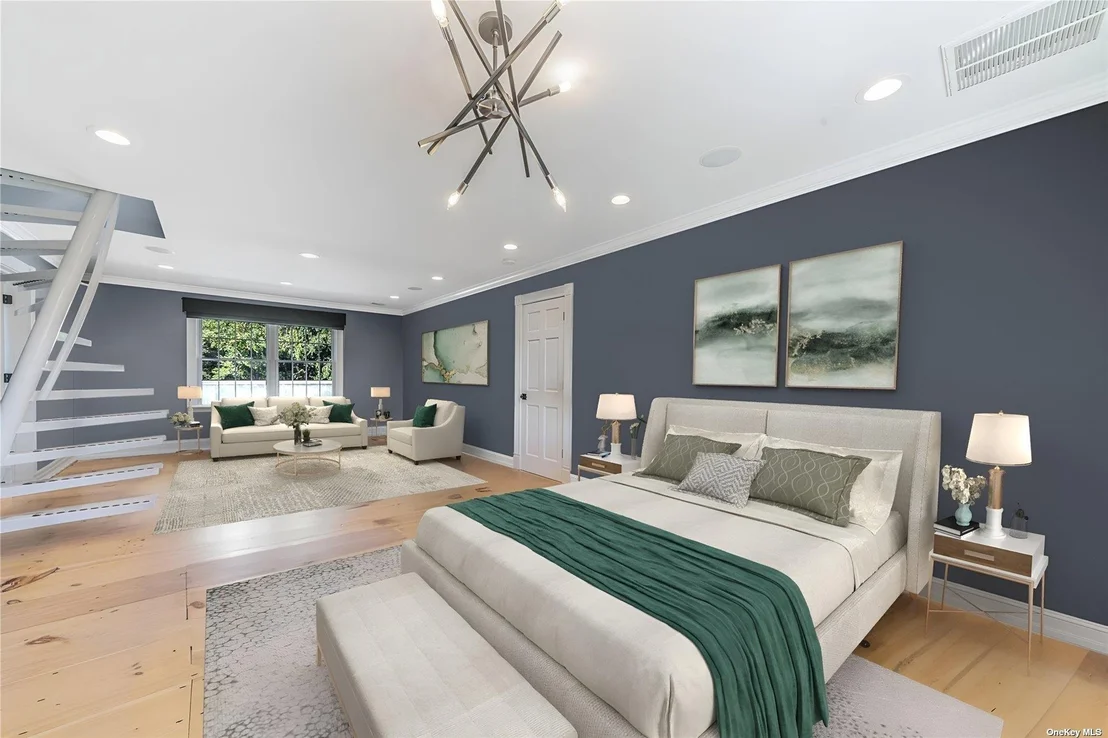 Photo of 300 Maple Street