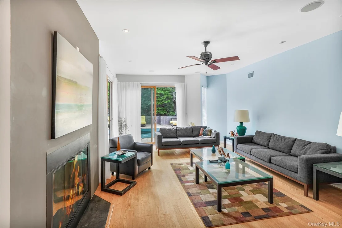 Photo of 337 Shell Walk