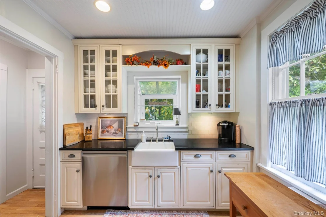 Photo of 83 Sunnyside Drive