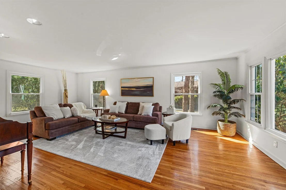 Photo of 9 Pebble Beach Drive