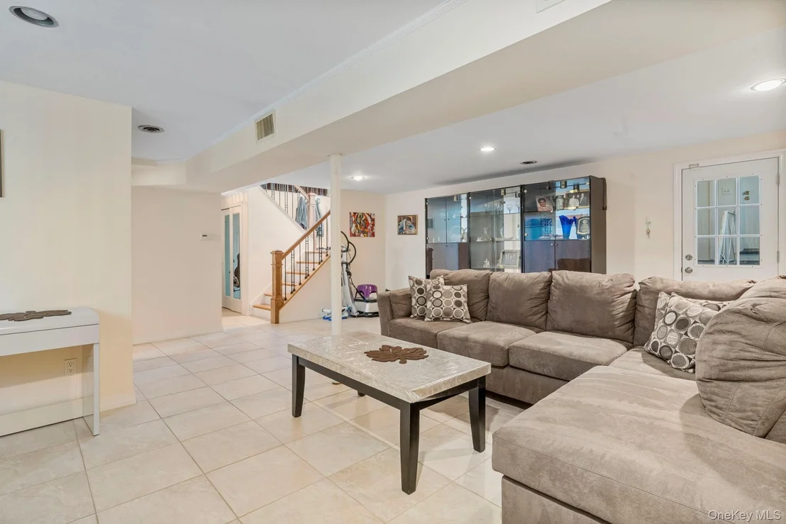 Photo of 148 Harris Drive