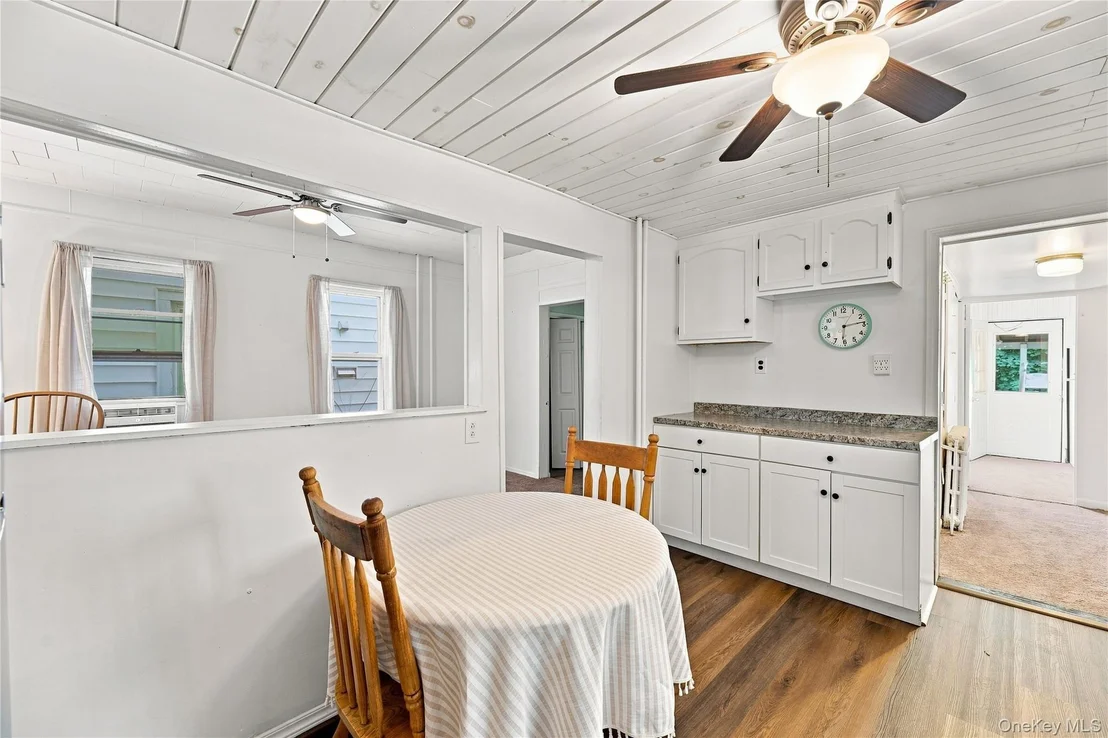 Photo of 15 Maple Street