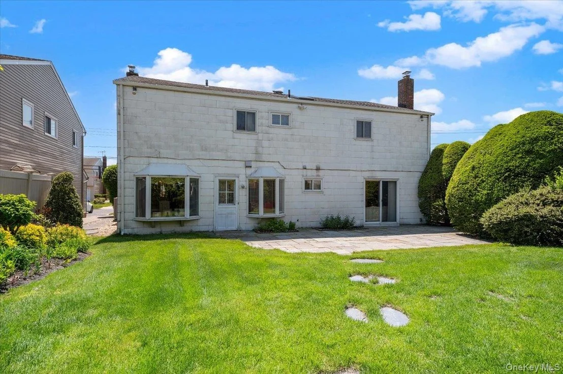 Photo of 3089 Monterey Drive
