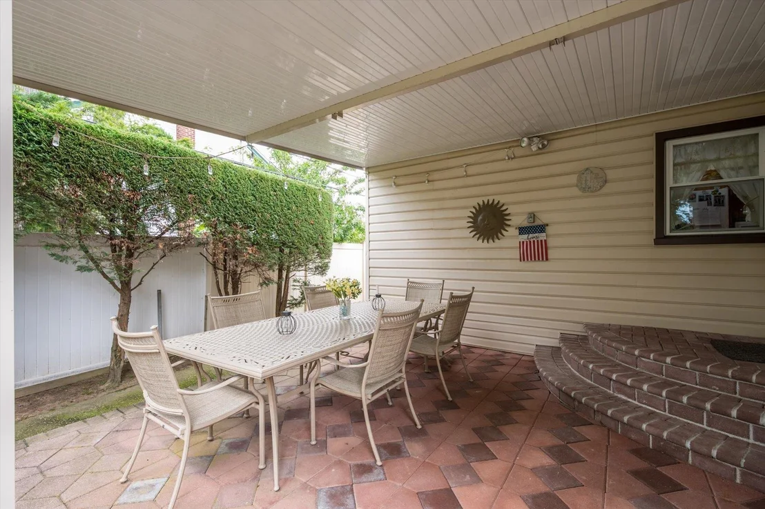 Photo of 7 Crocus Drive