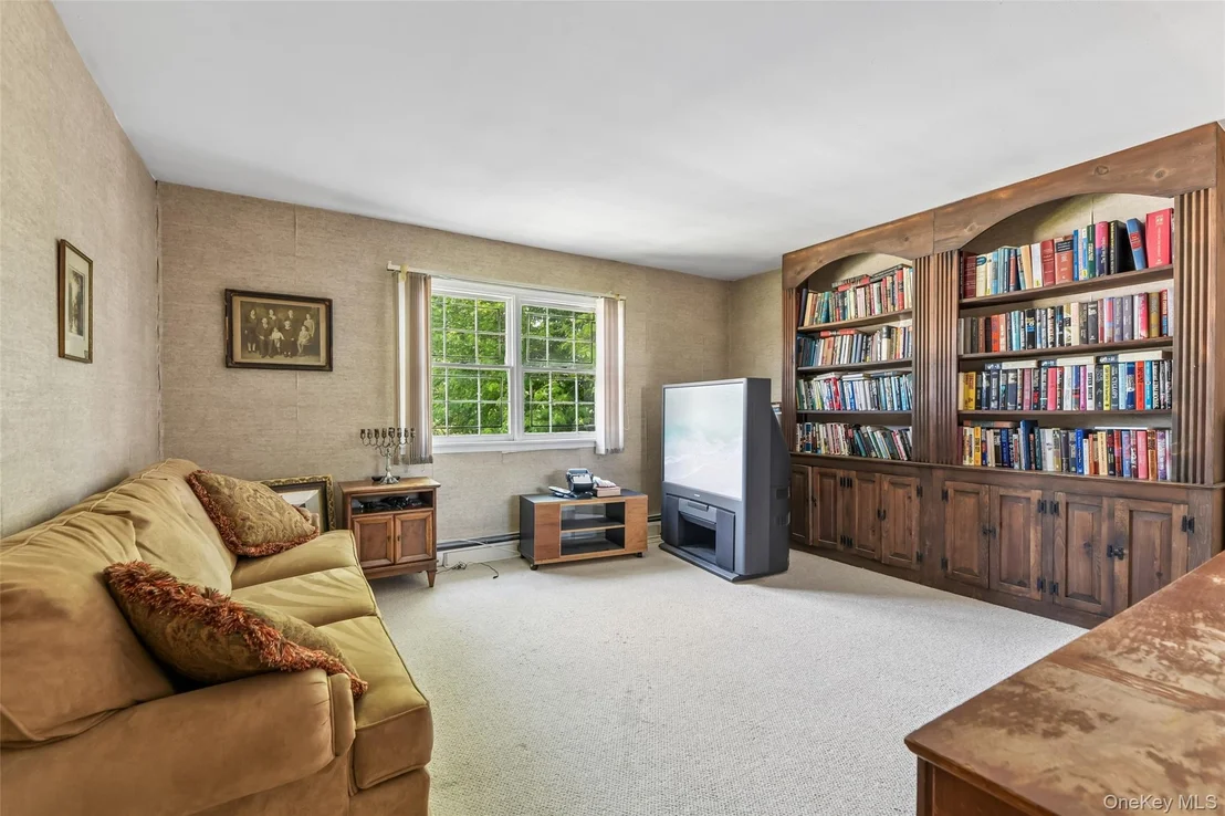 Photo of 62 Larch Hill Road