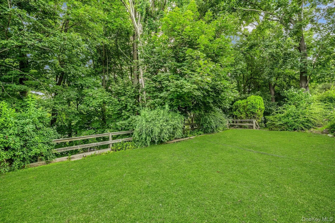 Photo of 21 Pamela Lane