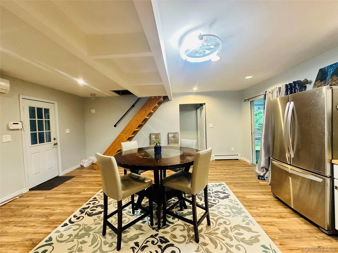 Photo of 14 Macdonnell Heights