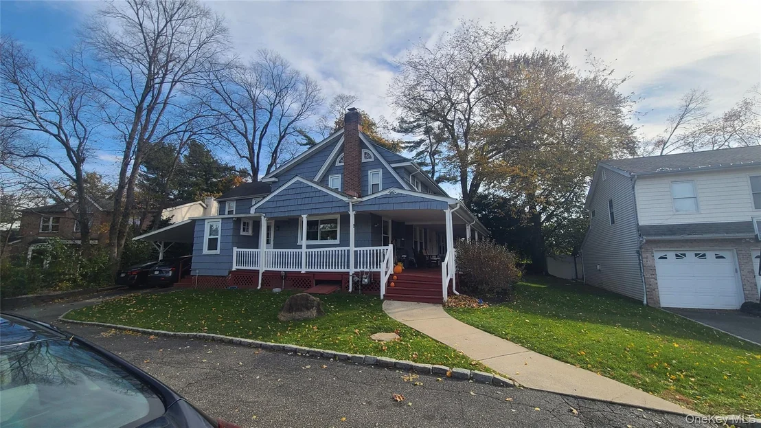 Photo of 2 Addison Lane