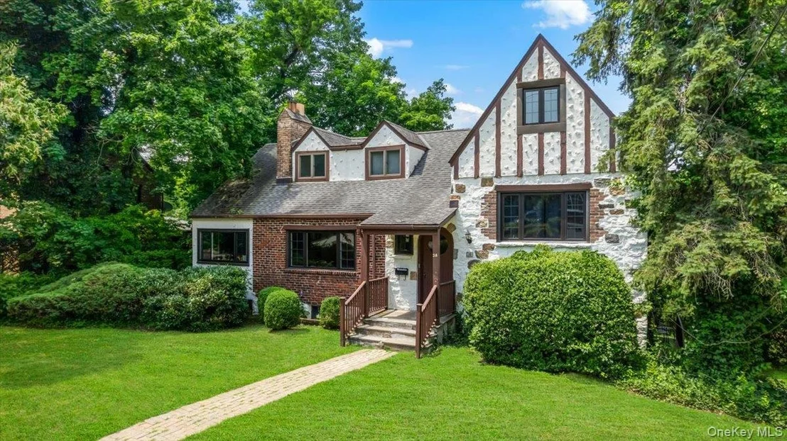 Photo of 38 Fenimore Drive