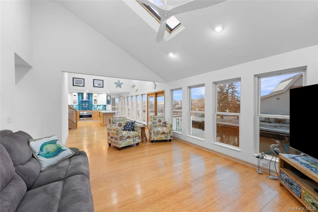 Photo of 226 Lee Place