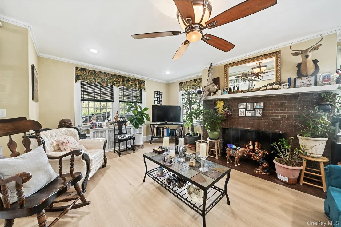 Photo of 75 Chappaqua Road