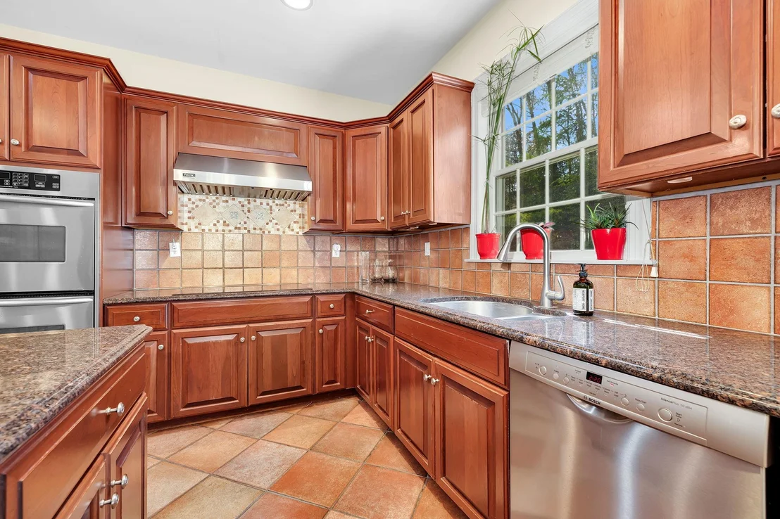 Photo of 10 Fieldstone Drive